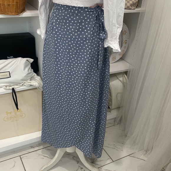 Max Studio Periwinkle Blue Polkadot Faux Wrap Midi Skirt Size S - Picture 3 of 5